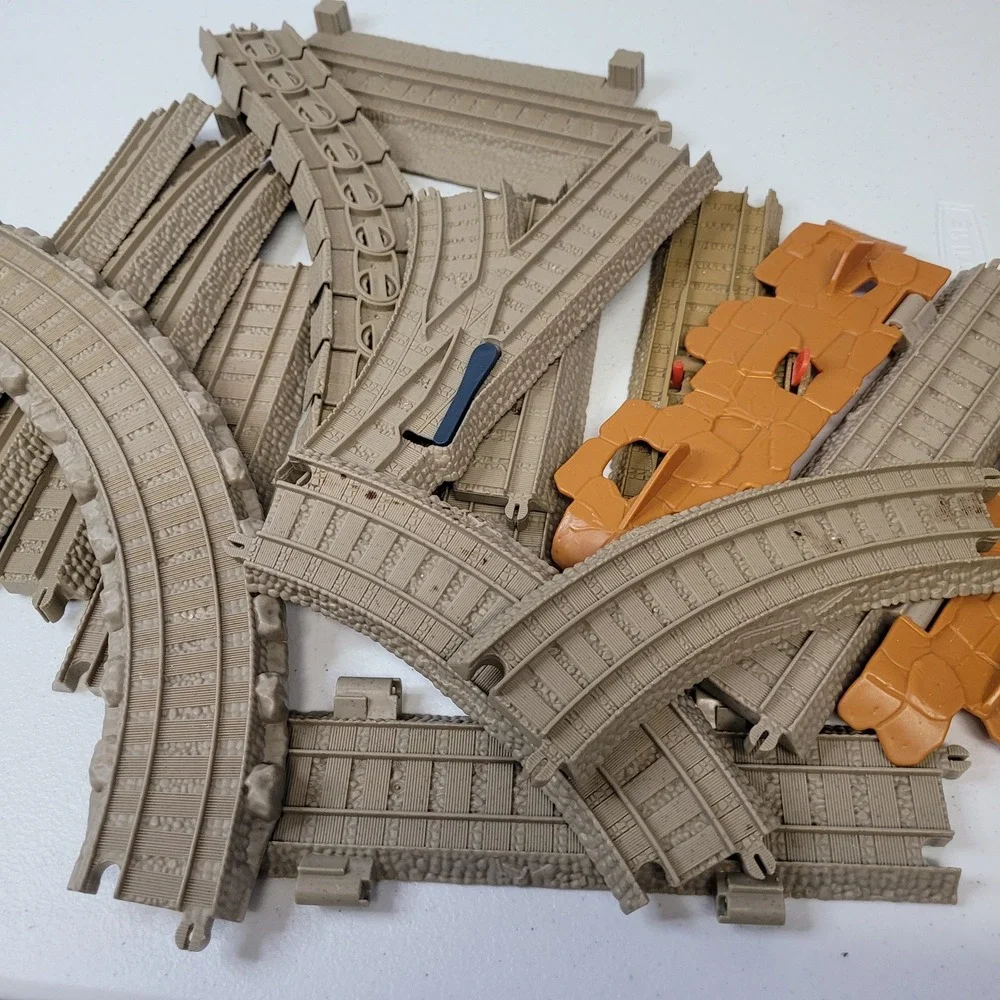 Thomas‎ The Tank Engine Wooden Railway Track Pieces Lot Curved Straight and More